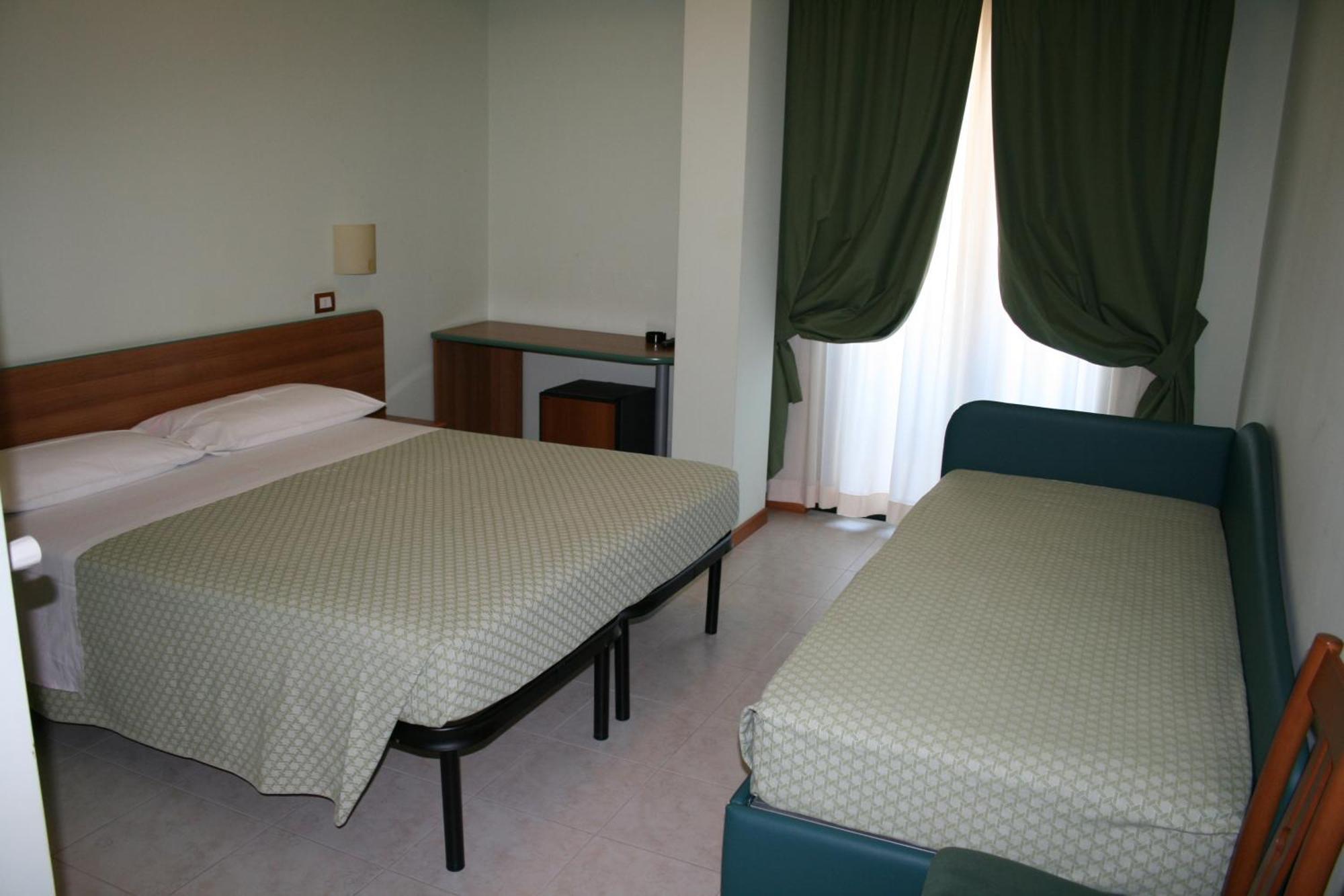 רוזטו דליי אברוצי La Perla B&B Hotel מראה חיצוני תמונה