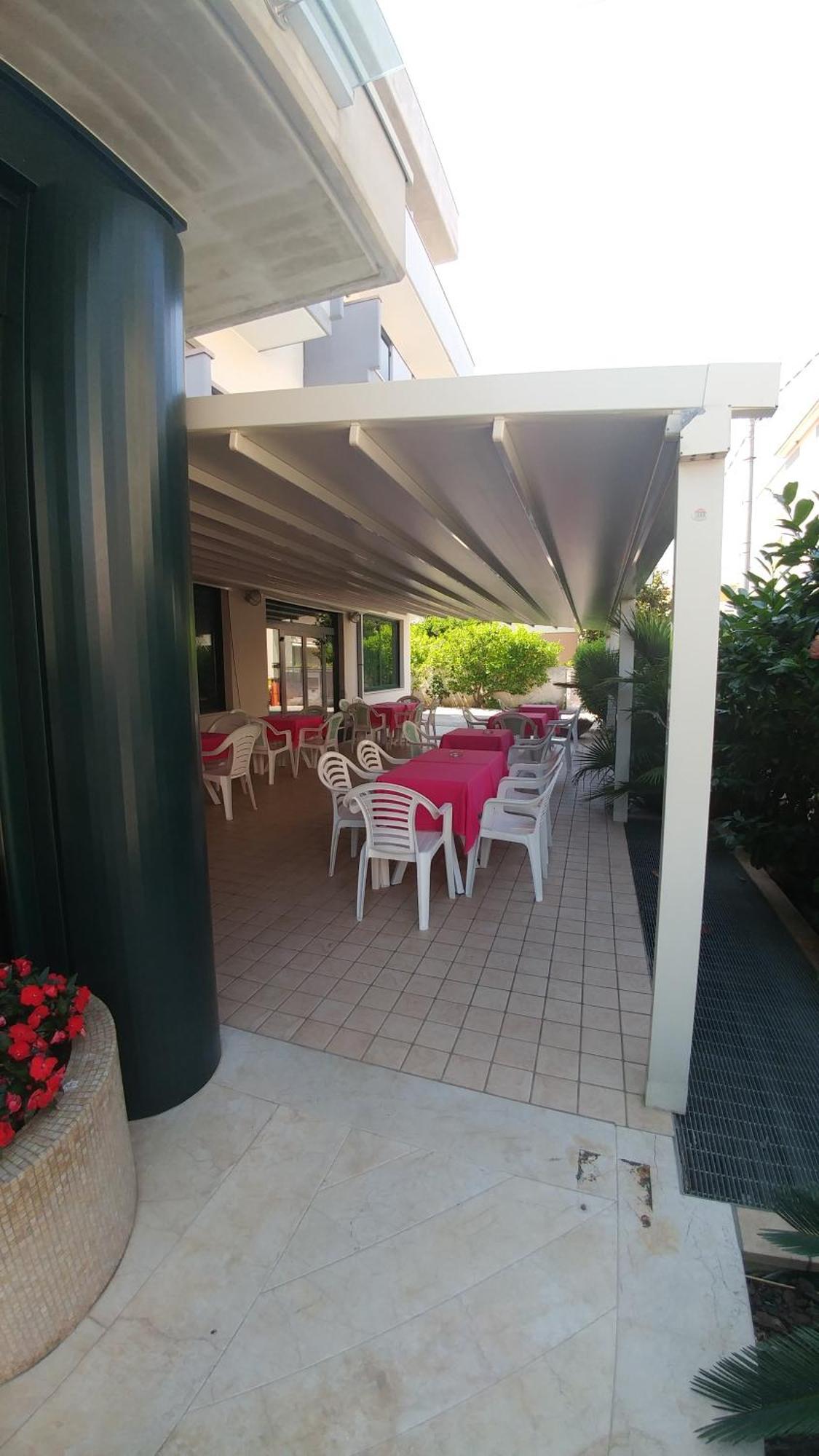 רוזטו דליי אברוצי La Perla B&B Hotel מראה חיצוני תמונה