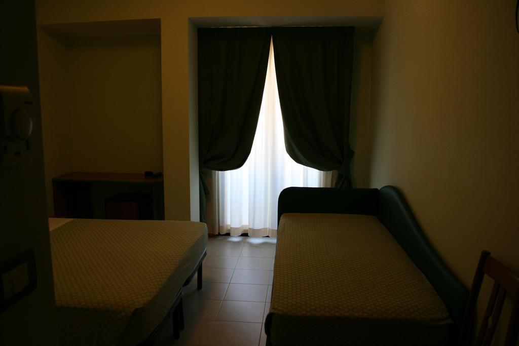 רוזטו דליי אברוצי La Perla B&B Hotel מראה חיצוני תמונה